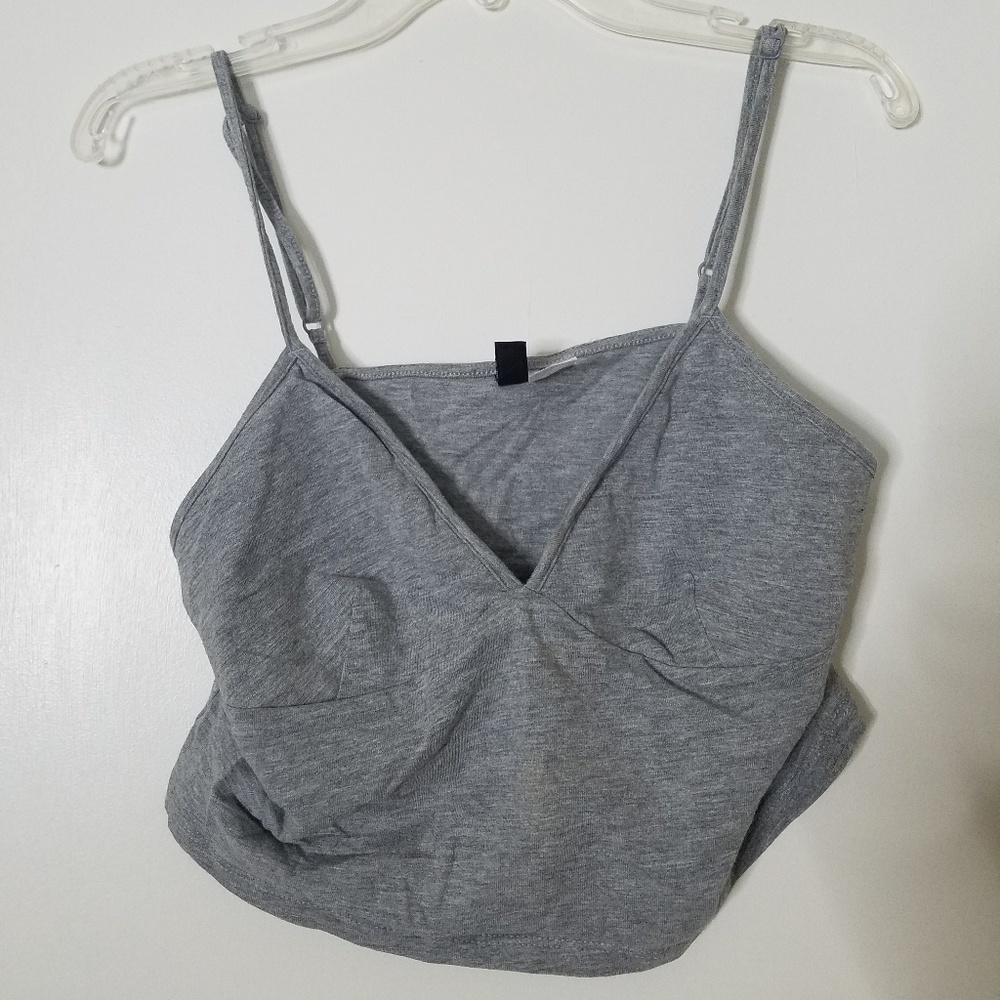 H&M grey crop top